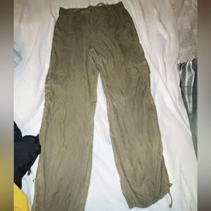 Army green Cargo pants